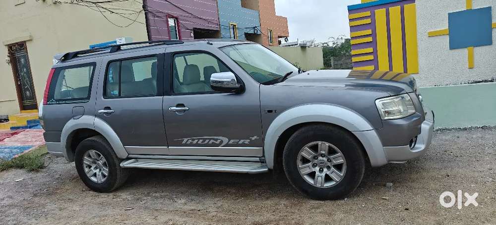 Ford Endeavour Thunder Plus