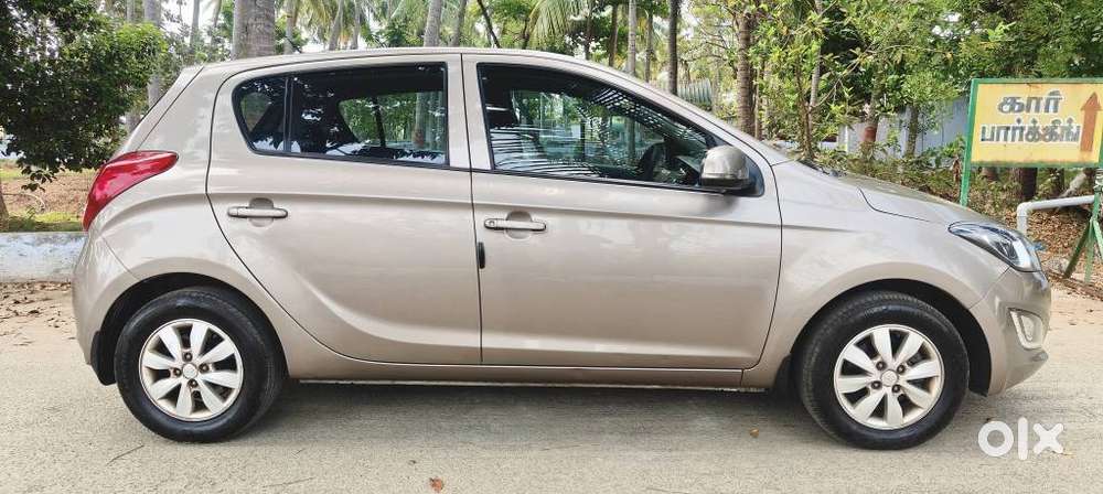 Hyundai I20 E 2014-2015 Sportz 1.4 Crdi, 2014, Diesel