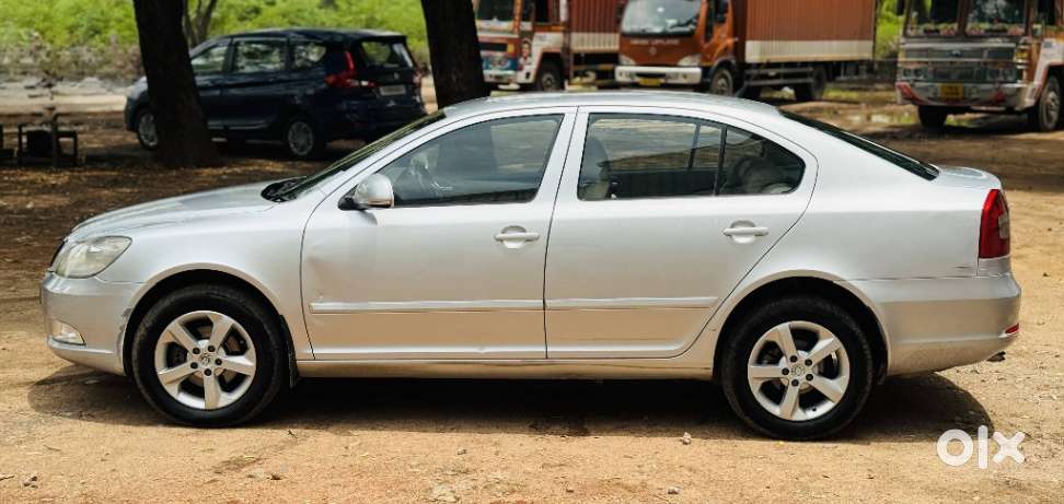 Skoda Laura 2.0 Elegance Tdi Cr, 2012, Diesel