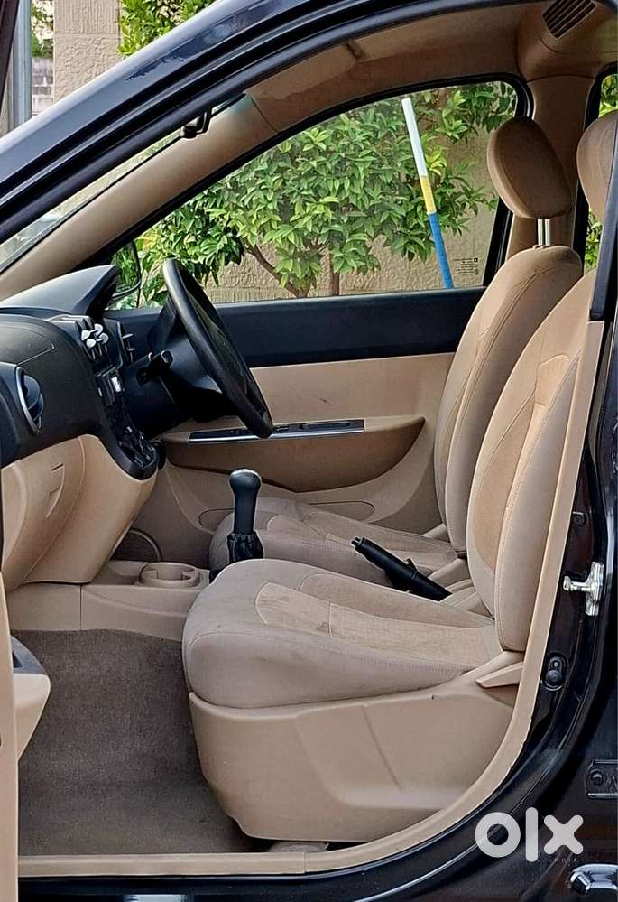 Chevrolet Enjoy Petrol Ls 7 Seater, 2013, Petrol