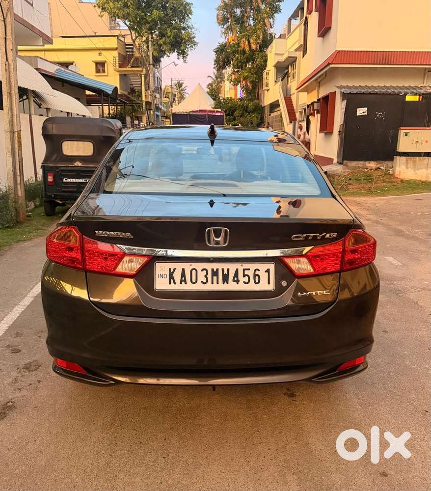 Honda City V Mt, 2015, Petrol