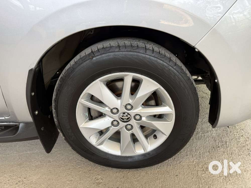 Toyota Innova Crysta 2.4 G Mt 7 Str, 2019, Diesel