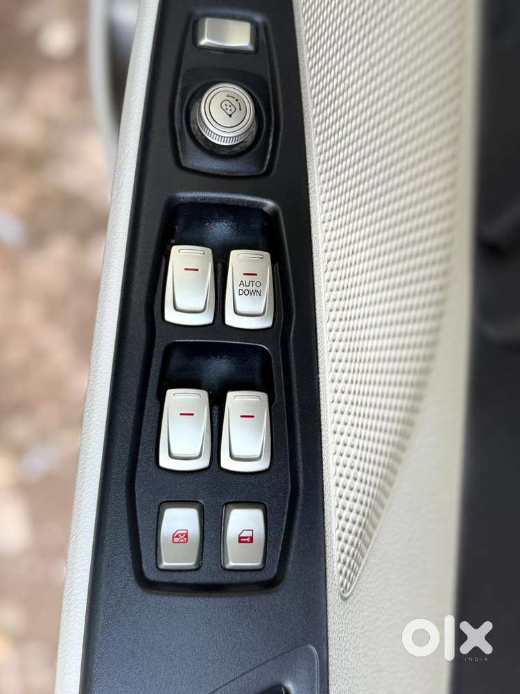 Mahindra Xuv300 W6 Diesel, 2023, Diesel