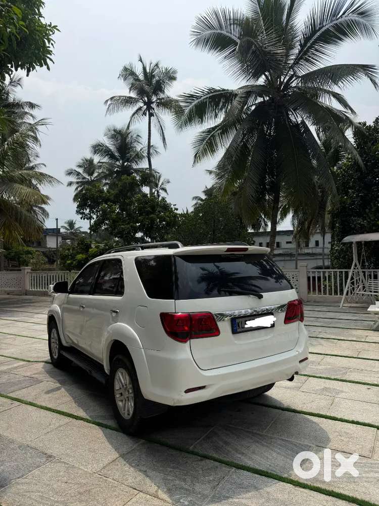 Toyota Fortuner Diesel 2012