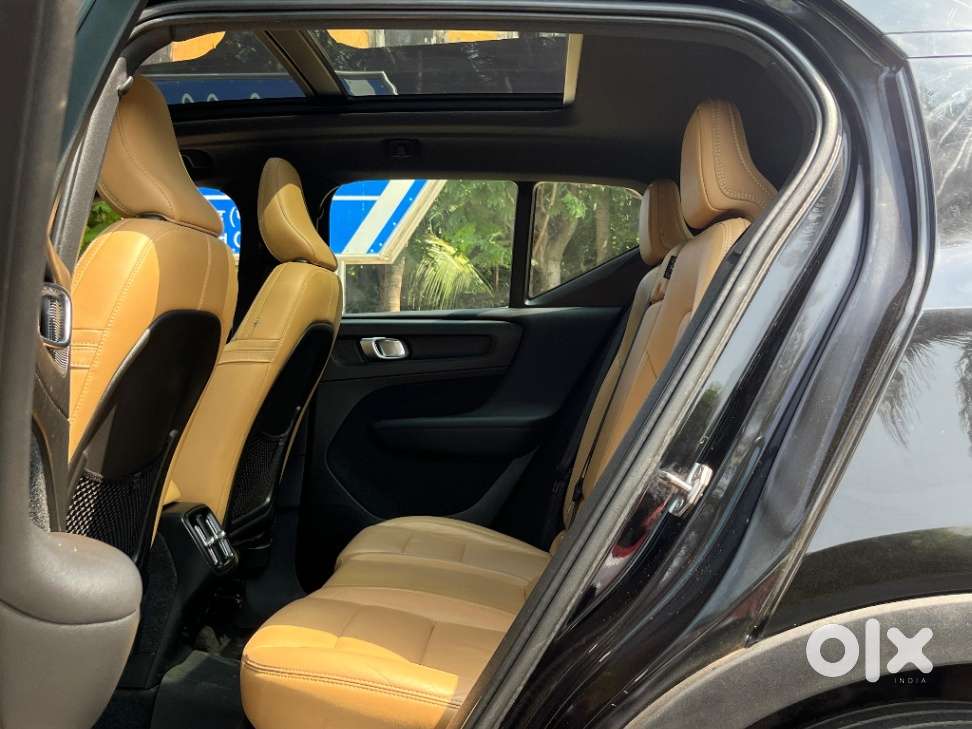 Volvo Xc40 D4 Momentum, 2019, Diesel