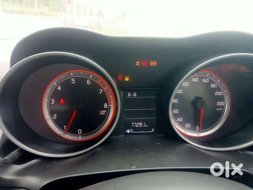 Maruti Suzuki Swift 2018 Vxi, 2023, Petrol