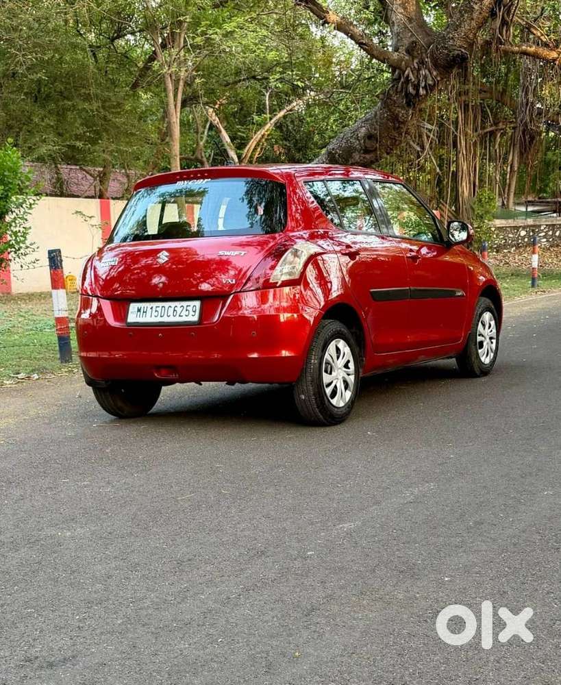 Maruti Suzuki Swift Vxi + Manual, 2011, Petrol
