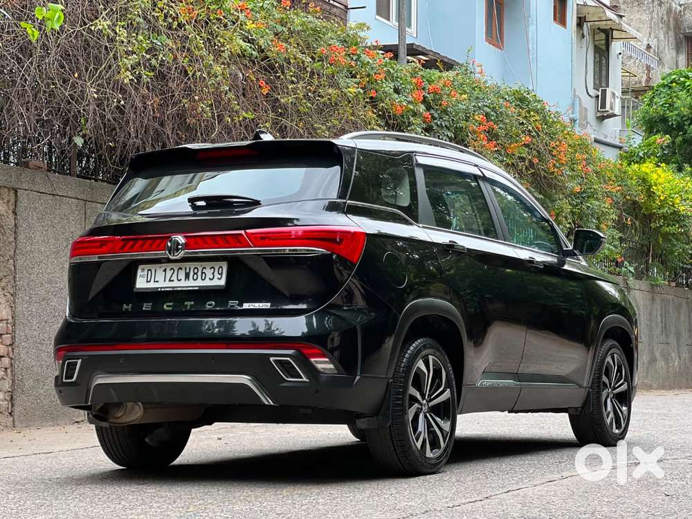 Mg Hector Plus Sharp Pro 1.5 Turbo Petrol Cvt 6 Str, 2023, Petrol