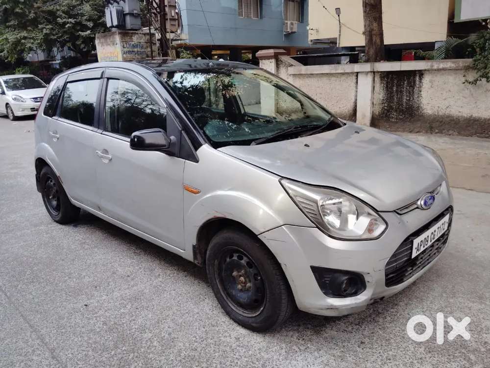 Ford Figo Diesel Zxi 2011