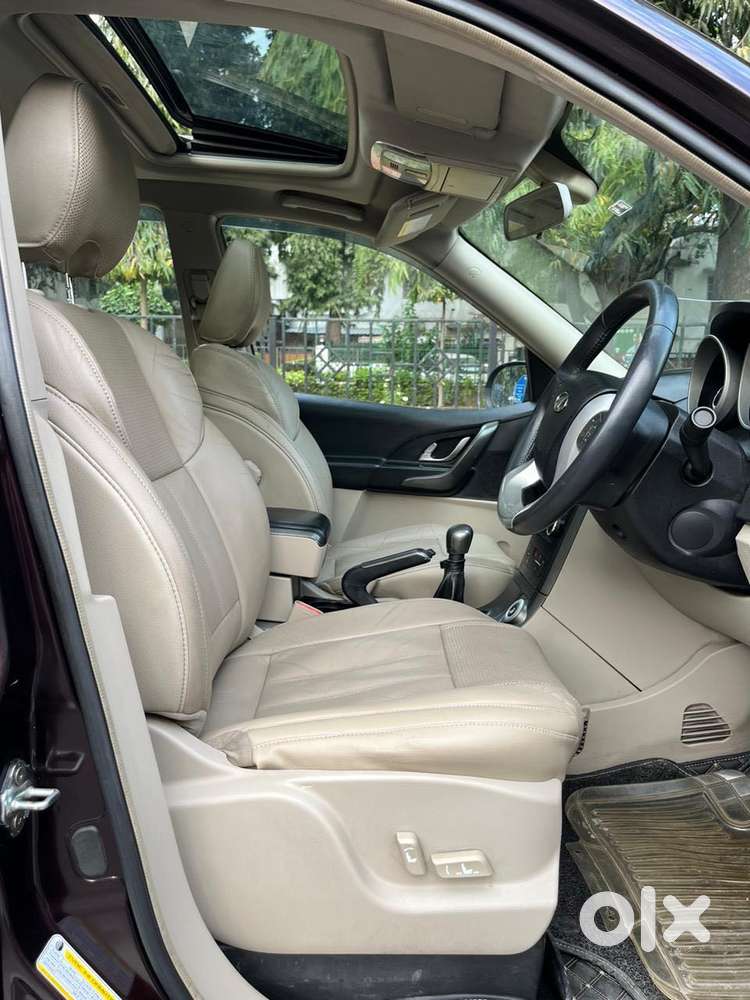 Mahindra Xuv500 2.2 W10 Sportz Edition Mt, 2016, Diesel