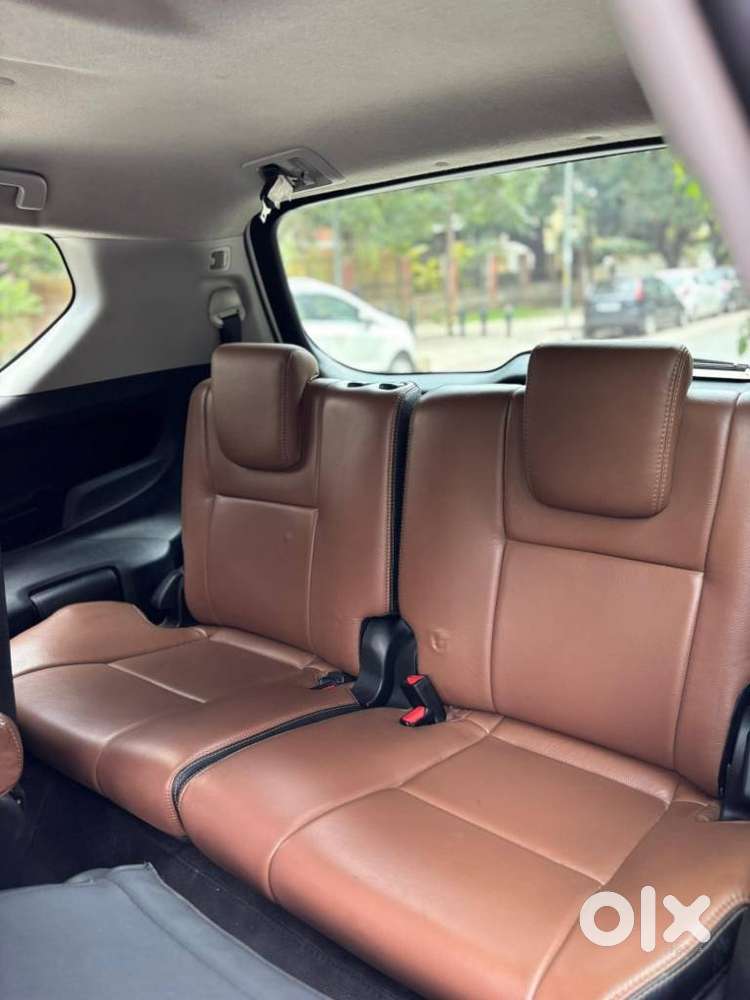 Toyota Innova Crysta 2.4 Gx Limited Edition At 7 Str, 2022, Diesel