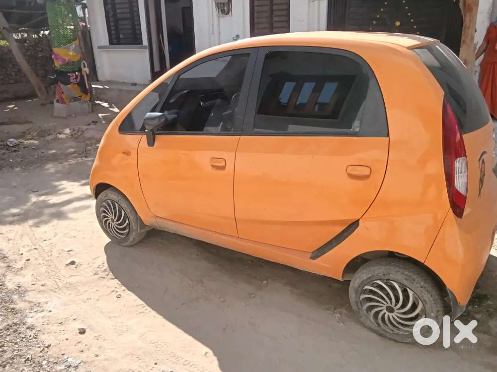 Tata Nano Xe 2011 Petrol