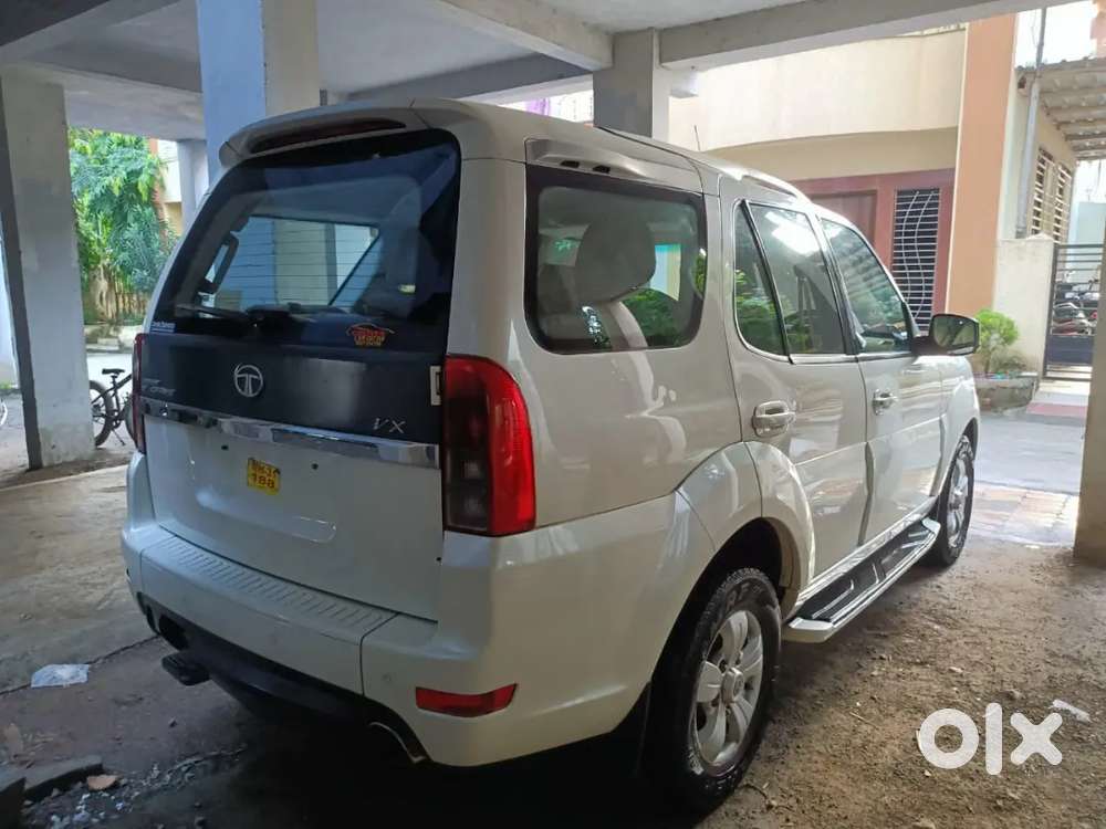 Tata Safari Storme 2015 Diesel 195000 Km Driven