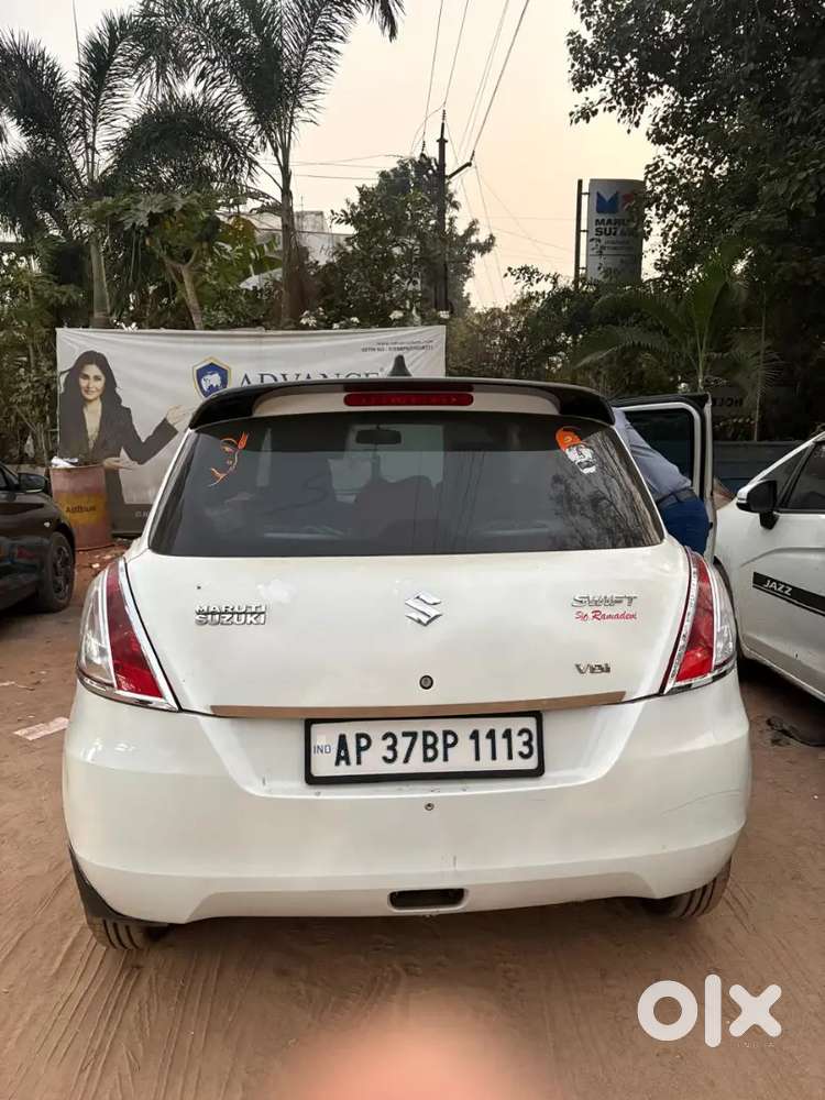 Maruti Suzuki Swift 2012 Diesel 140000 Km Driven