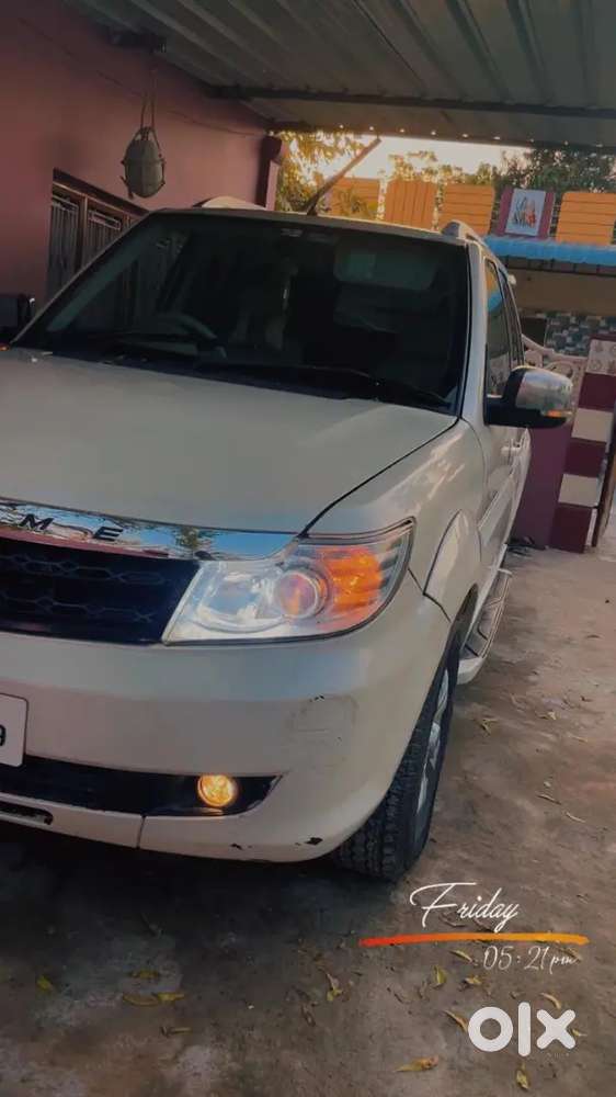 Tata Safari Storme 2016