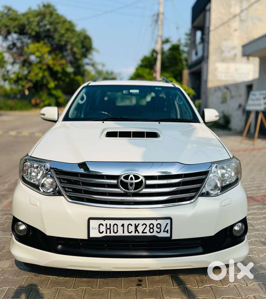 Toyota Fortuner 4x4 At, 2015, Diesel