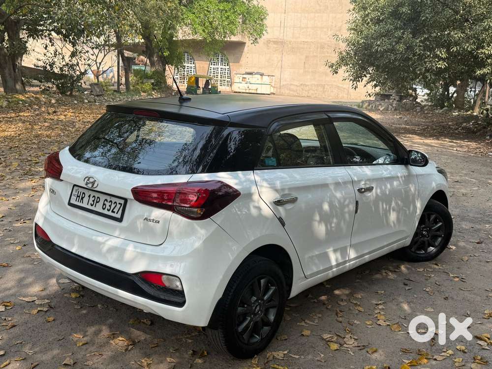 Hyundai I20 Asta 1.4 At Vtvt, 2018, Petrol