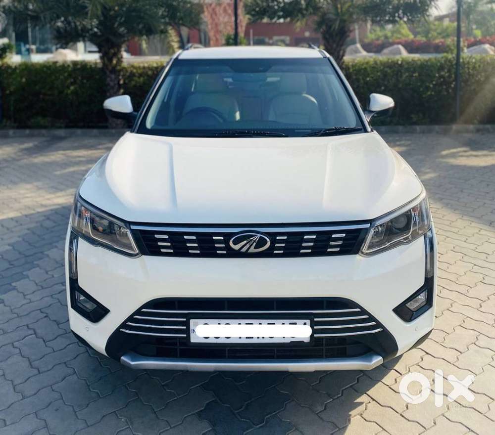 Mahindra Xuv300 W8 (o) 1.5 Diesel Amt, 2021, Diesel