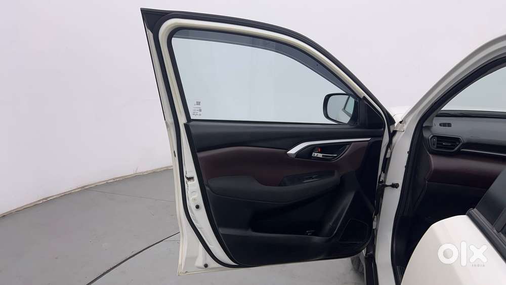 Maruti Suzuki Grand Vitara 1.5 Delta Smart Hybrid, 2023, Petrol