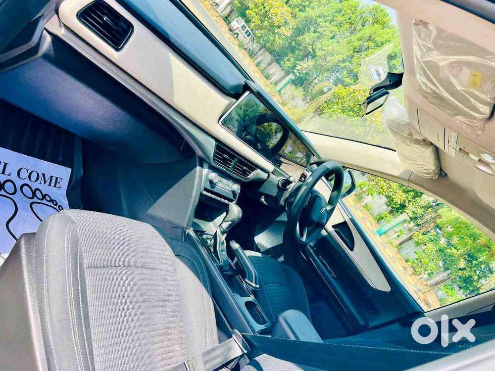 Mahindra Xuv700 2.2 Ax 5 Diesel At 7 Str, 2023, Diesel