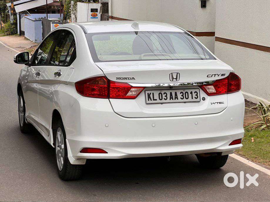 Honda City 1.5 V 4th Gen I-vtec Mt, 2016, Petrol
