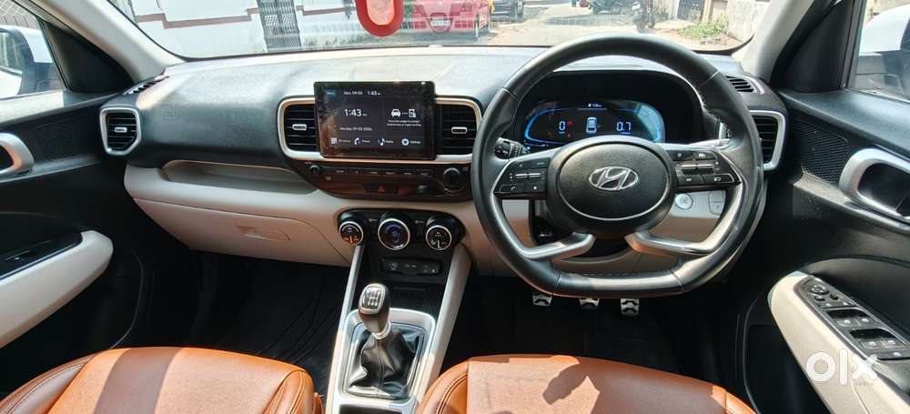 Hyundai Venue Sx (o) Mt 1.5 Diesel, 2023, Diesel