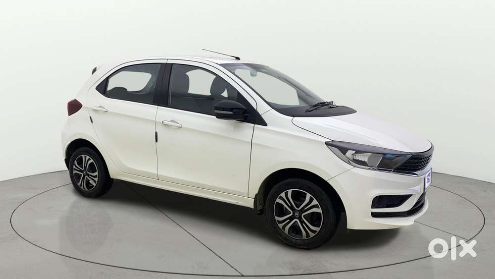 Tata Tiago 1.2 Revotron Xta, 2023, Petrol