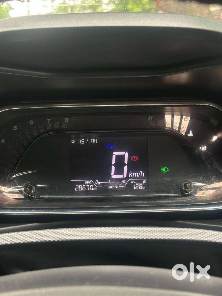 Tata Nexon, 2023, Petrol