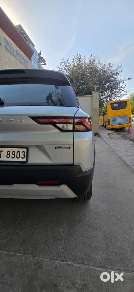 Maruti Suzuki Brezza 1.5 Zxi At Smart Hybrid, 2026, Petrol