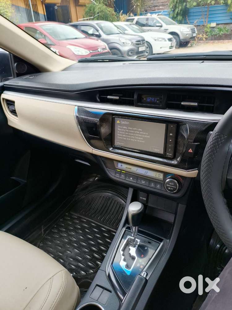 Toyota Corolla Altis Vl At, 2014, Petrol