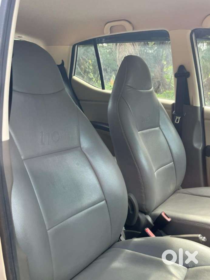 Hyundai I10 Sportz At, 2011, Petrol