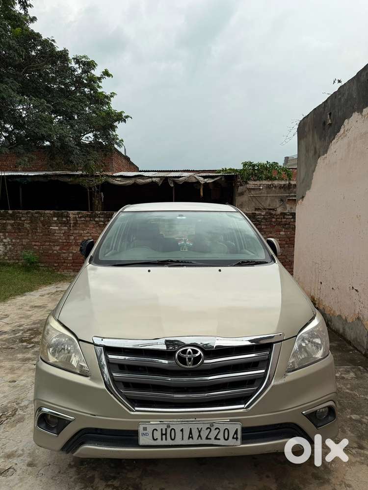 Toyota Innova Diesel 2014