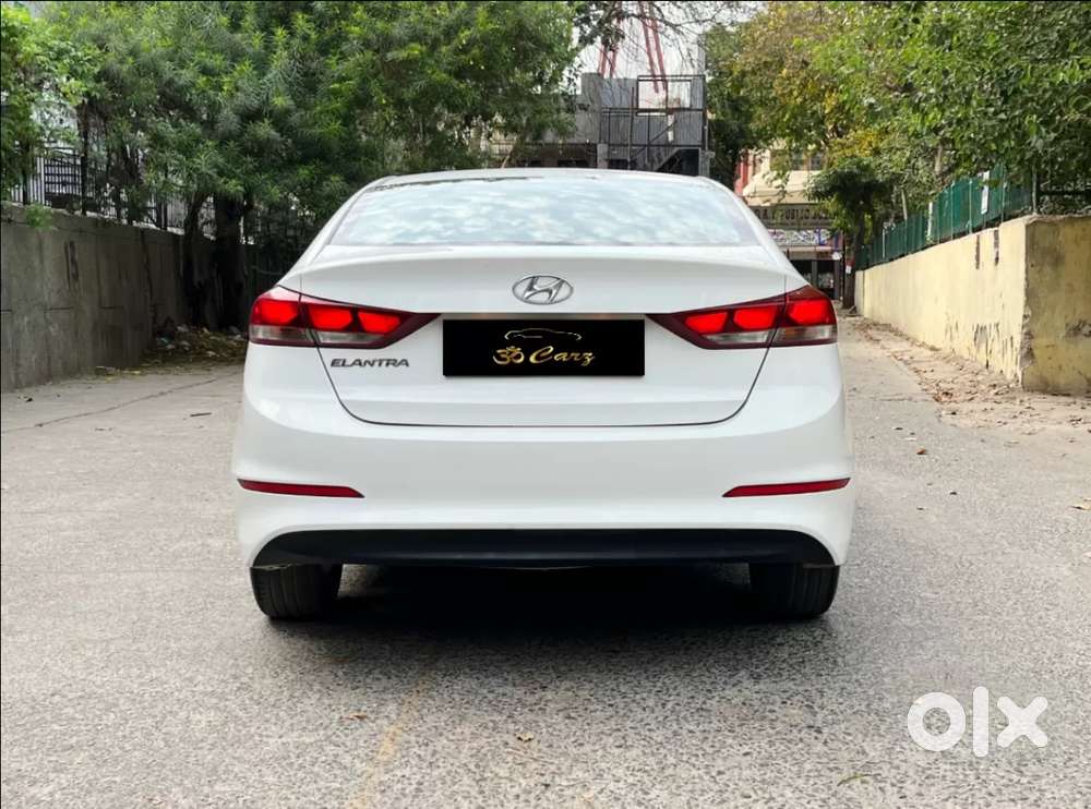 Hyundai Elantra 2.0 S, 2019, Petrol