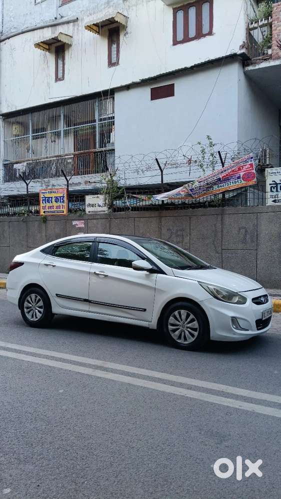 Hyundai Verna Petrol 2013