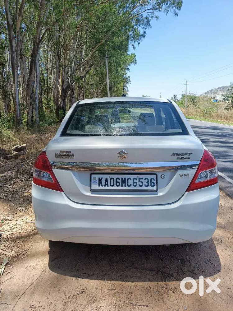 Maruti Suzuki Swift Dzire 2015 Petrol Well Maintained