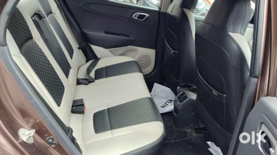 Hyundai Aura Sx (o) Crdi Manual, 2021, Petrol
