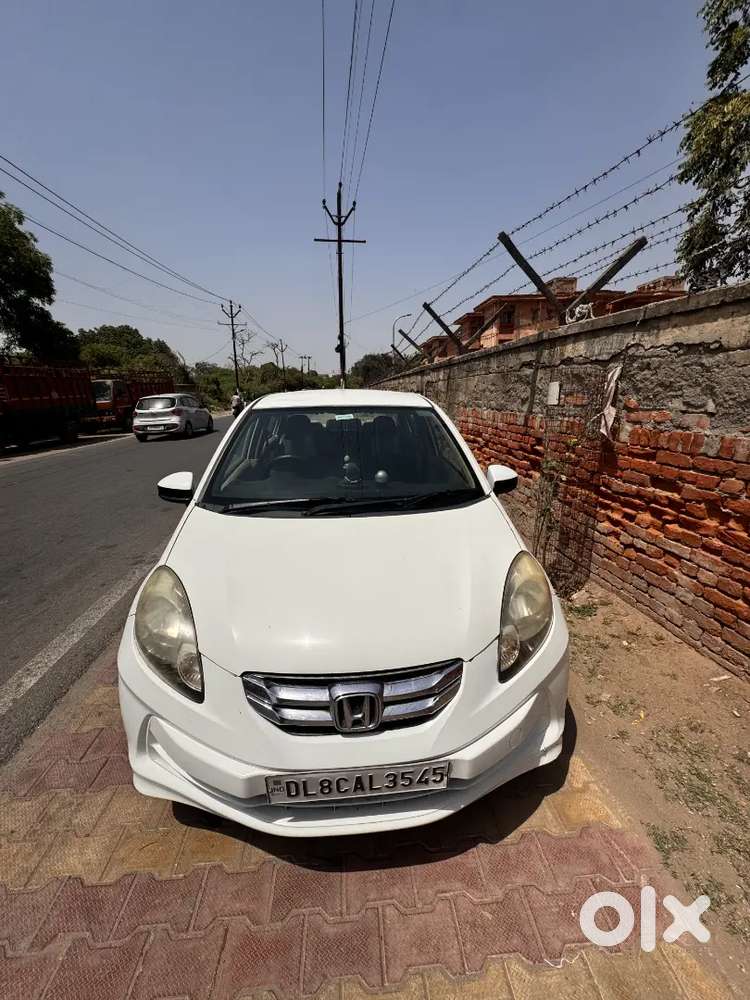 Honda Amaze 2015 Diesel Well Maintained