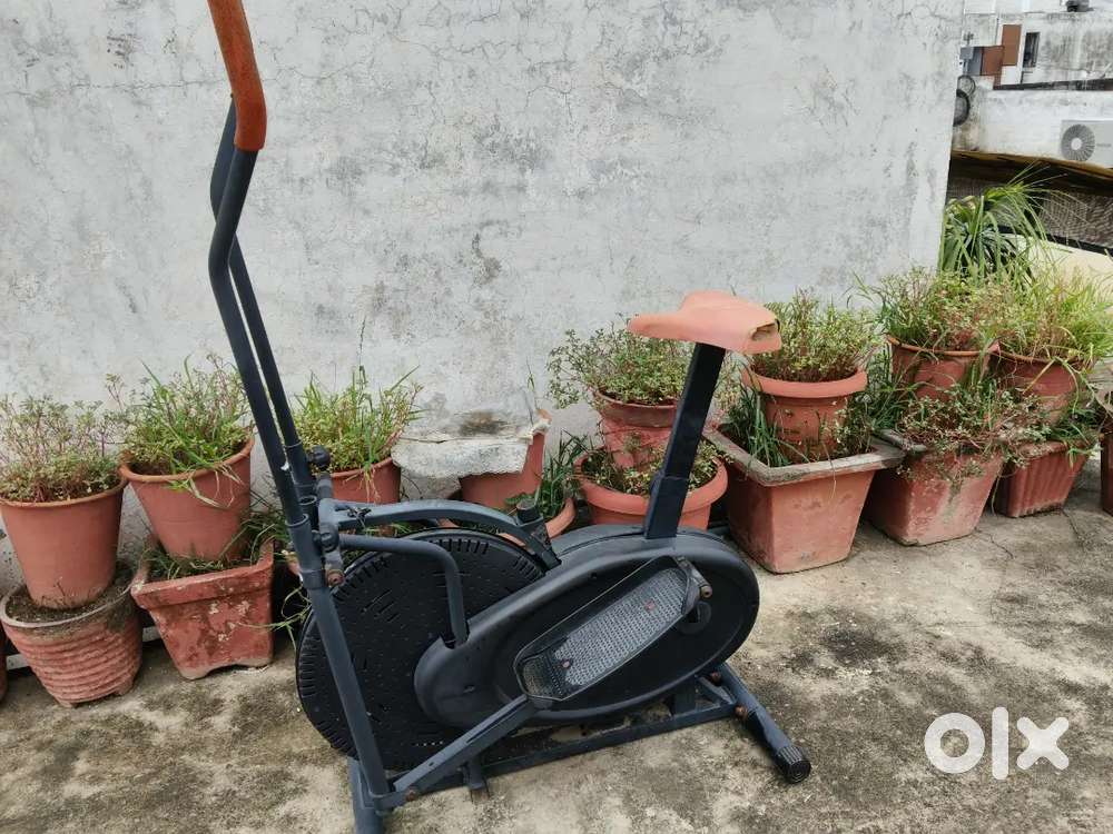 Cross runner