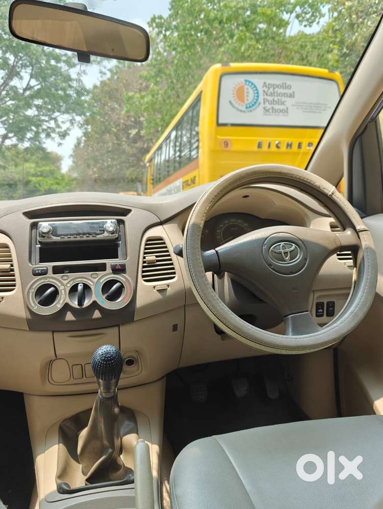 Toyota Innova 2.5 G (diesel) 7 Seater, 2005, Diesel
