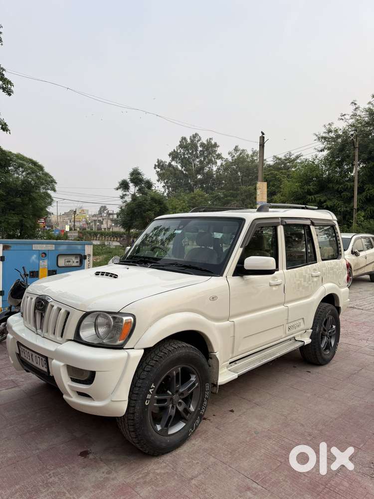 Mahindra Scorpio Vlx 2wd Bsiv, 2012, Diesel