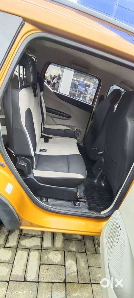 Renault Triber Rxl, 2019, Petrol