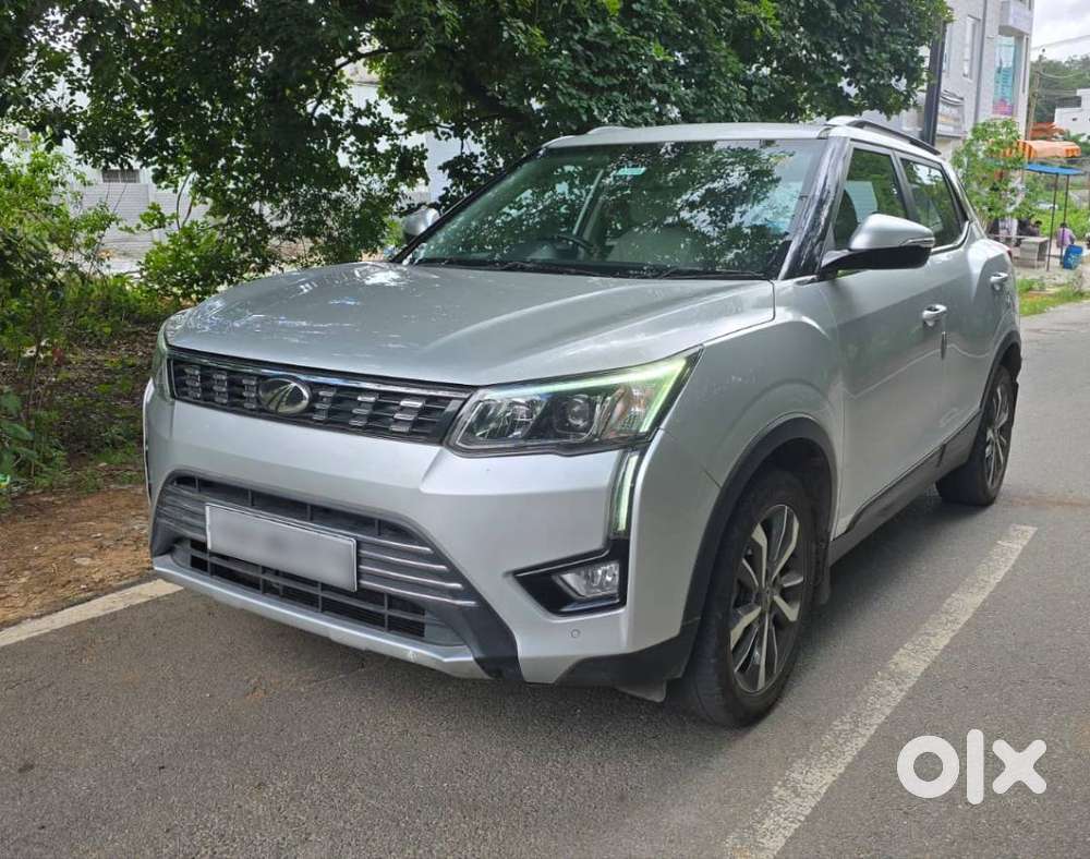 Mahindra Xuv300 2020 Petrol Well Maintained