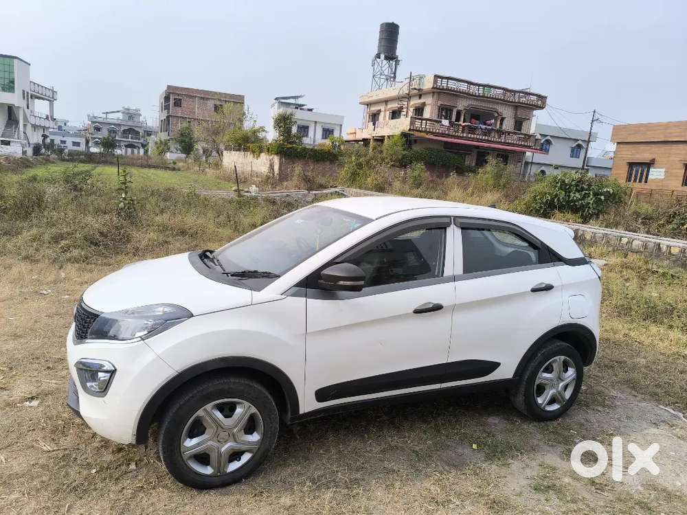 Tata Nexon Petrol Well Maintained,very Nice Condition, 28000km,