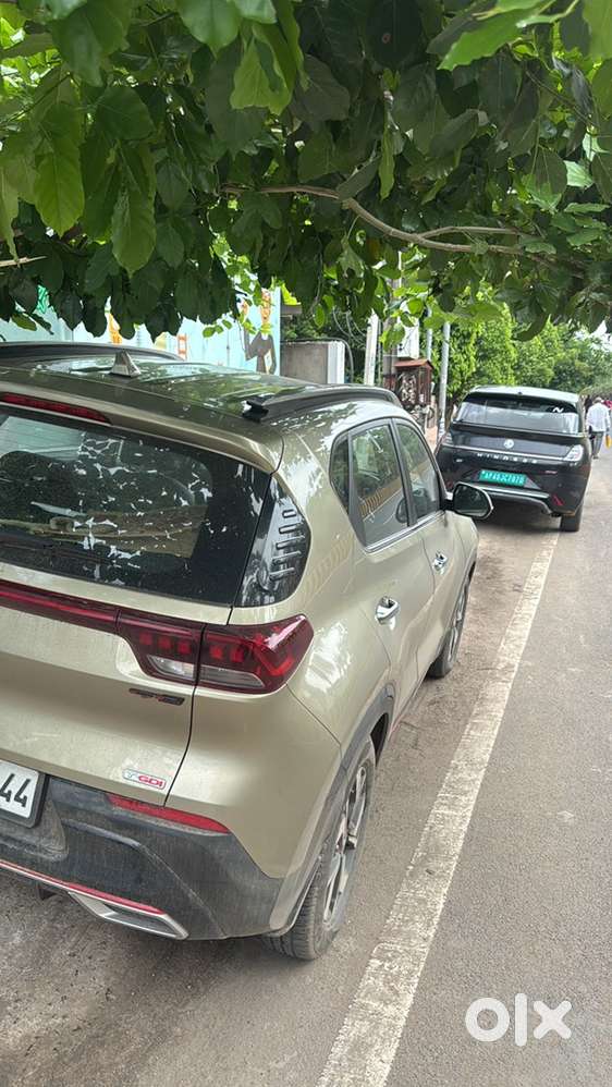 Kia Sonet Petrol 2020