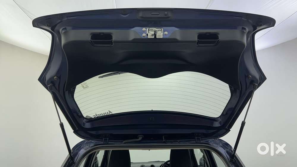 Maruti Suzuki Swift Amt Zxi, 2022, Petrol