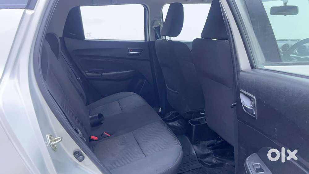 Maruti Suzuki Swift Amt Vvt Vxi, 2022, Petrol
