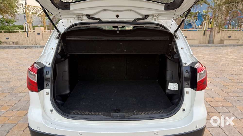 Maruti Suzuki S-cross Zeta 1.6, 2015, Diesel