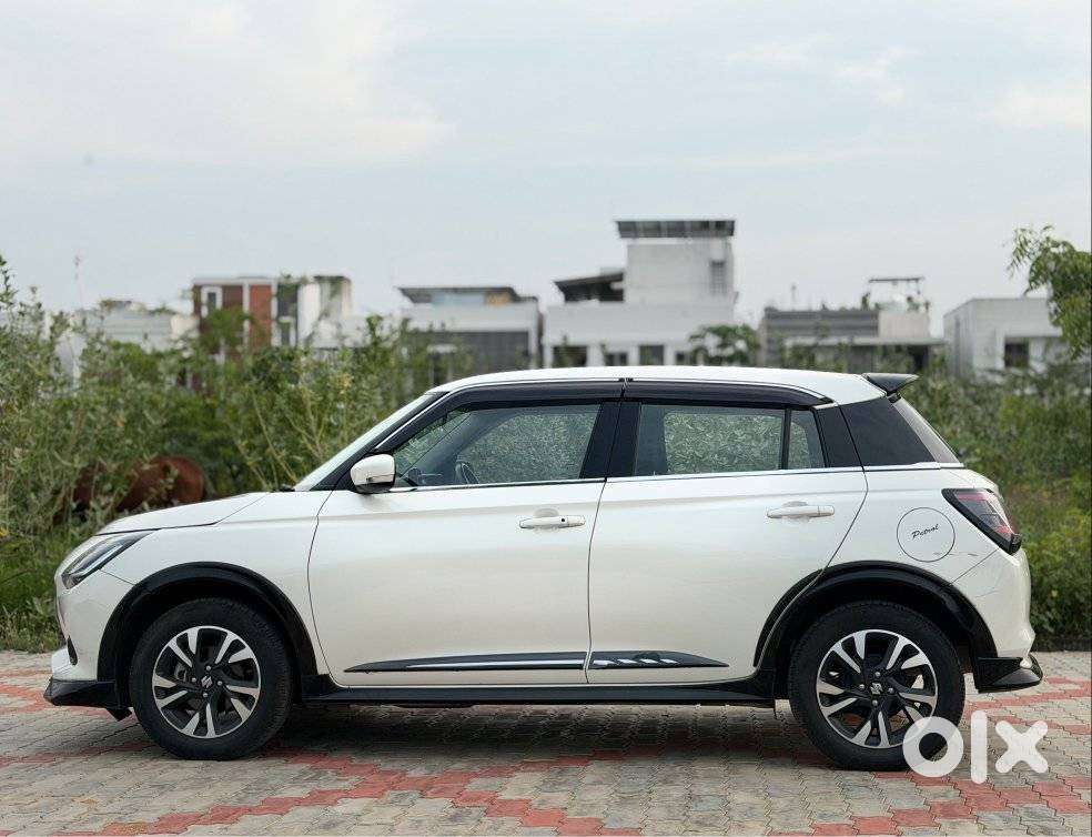 Maruti Suzuki Swift, 2025, Petrol