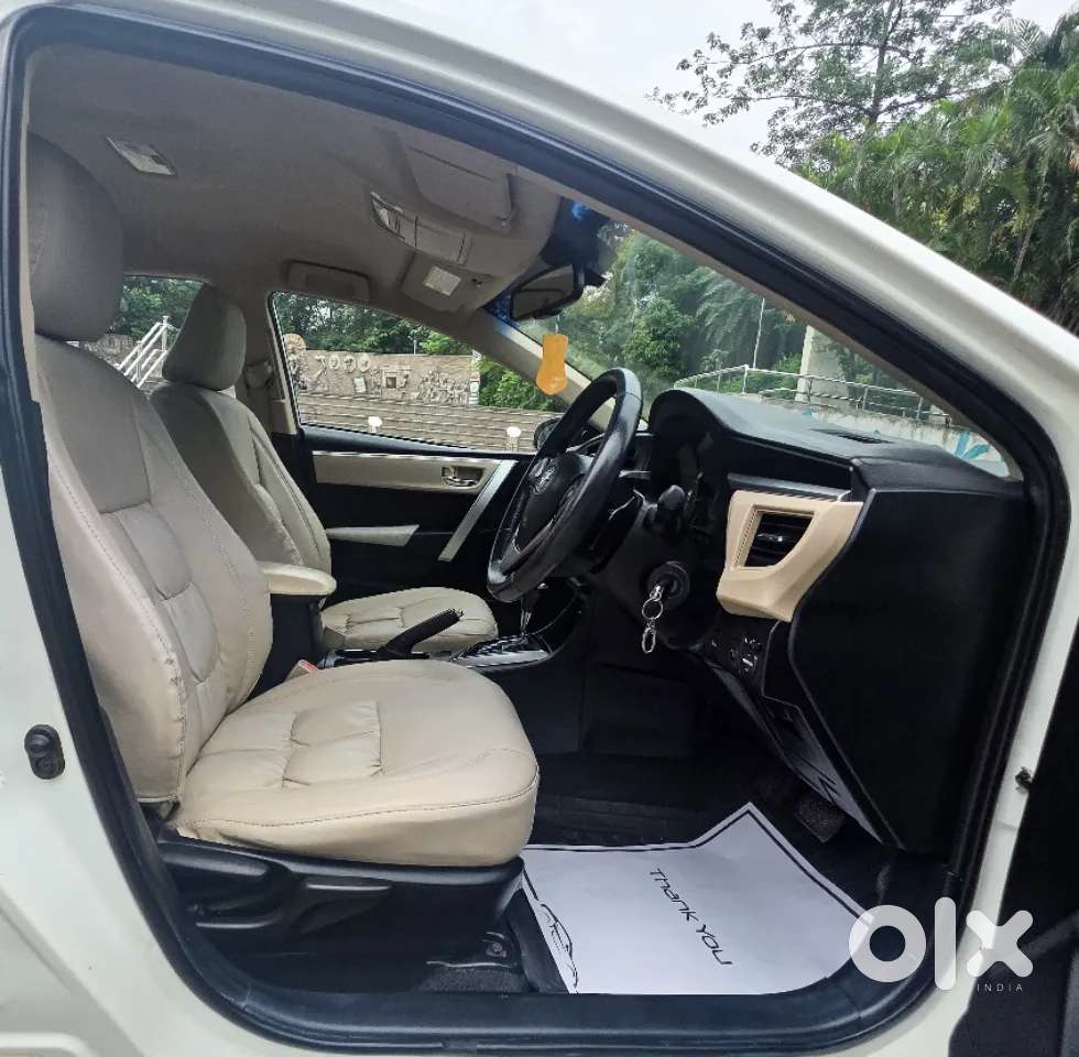 Toyota Corolla Altis, 2015, Petrol