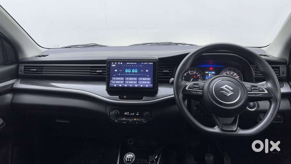 Maruti Suzuki Xl6 1.5 Zeta Mt, 2022, Petrol